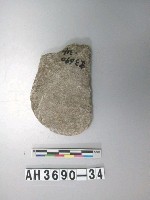 藏品(小型舌刃打製石斧)的圖片